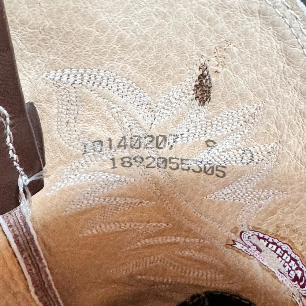 Nocona Men’s Brown Leather Cowboy Boots size 9 D Needle Toe Made in the USA‎